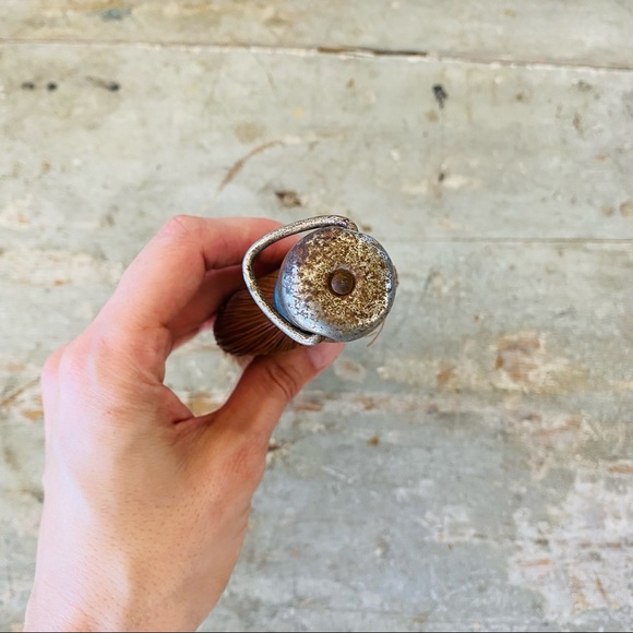 ♥️ Vintage ♥️ Old String Tied Metal Cap End Hanger Whisk Broom - Picture 9 of 12